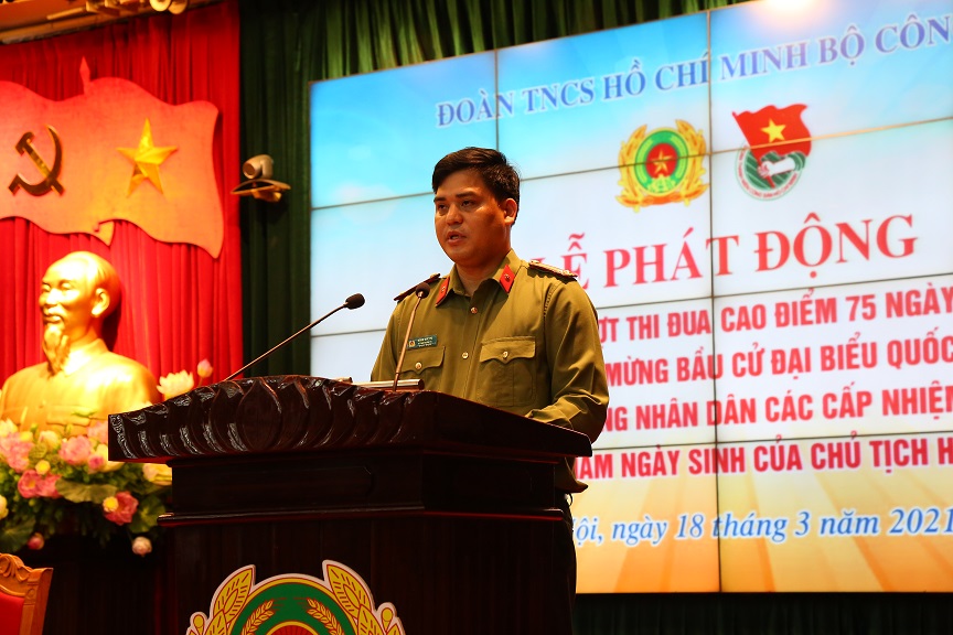 Trung tá Đồng Đức Vũ phát động Đợt thi đua cao điểm chào mừng bầu cử đại biểu Quốc hội khóa XV, bầu cử đại biểu Hội đồng nhân dân các cấp nhiệm kỳ 2021 – 2026 và kỷ niệm 131 năm Ngày sinh Chủ tịch Hồ Chi Minh.