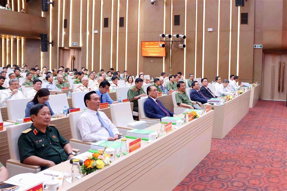 Các đại biểu tham dự Hội thảo.