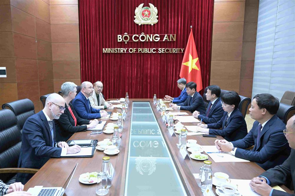 Quang cảnh buổi tiếp.