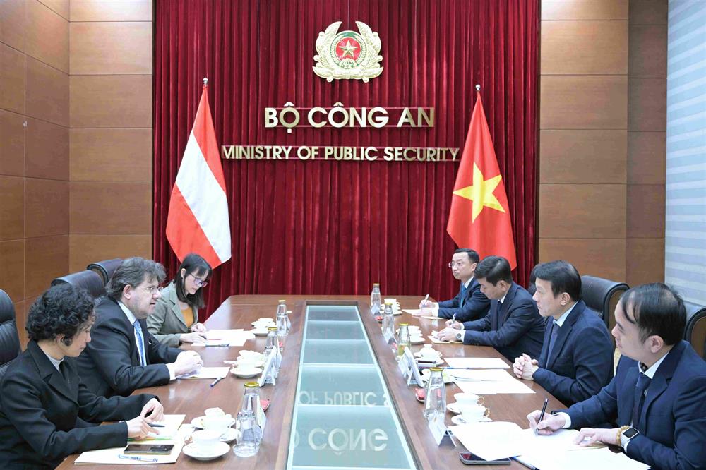 Quang cảnh buổi tiếp.
