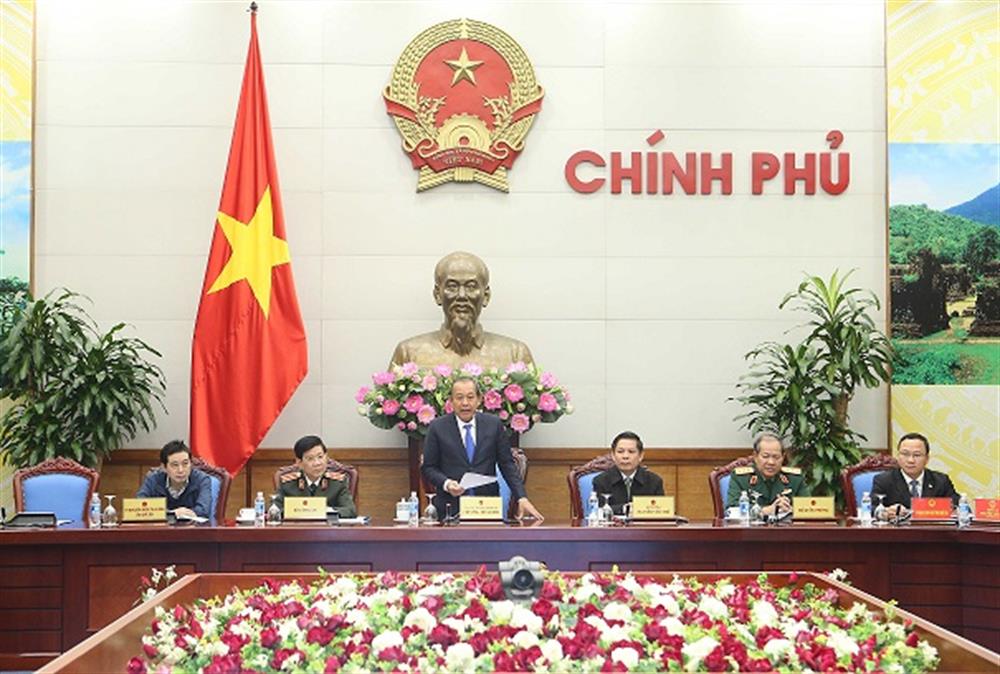 Phó Thủ tướng Thường trực Chính phủ Trương Hòa Bình phát biểu tại Hội nghị.