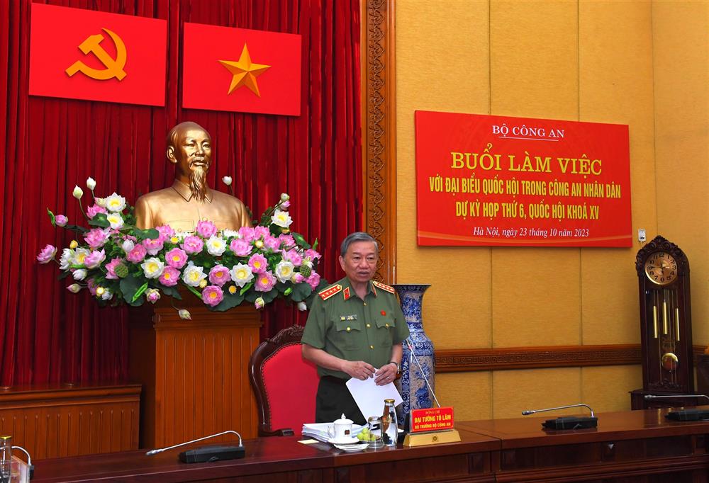Bộ trưởng Tô Lâm phát biểu tại buổi làm việc.