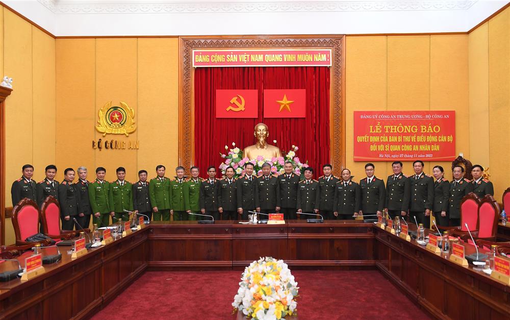 Bộ trưởng Tô Lâm cùng các đại biểu dự buổi Lễ.