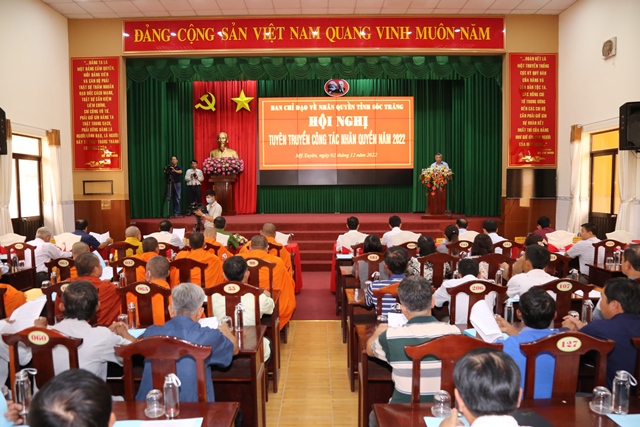 Công an tỉnh Sóc Trăng tổ chức tuyên truyền cho các vị chức sắc, chức việc, NCUT trong đồng bào dân tộc thiểu số và các tôn giáo về công tác nhân quyền.