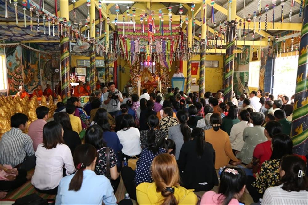 Phát huy vai trò của NCUT trong việc tuyên truyền đồng bào phật tử về các chủ trương, đường lối của Đảng, chính sách, pháp luật của Nhà nước.