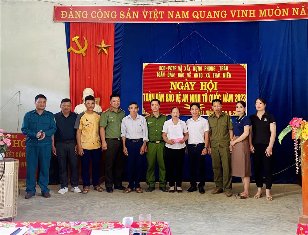 Ra mắt mô hình "Thôn bản bình yên, gia đình hạnh phúc" tại thôn Khe Dùng.