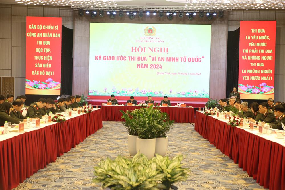 Toàn cảnh Hội nghị.