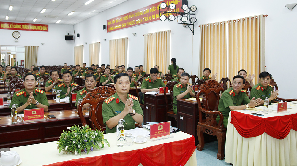 Toàn cảnh Hội nghị.