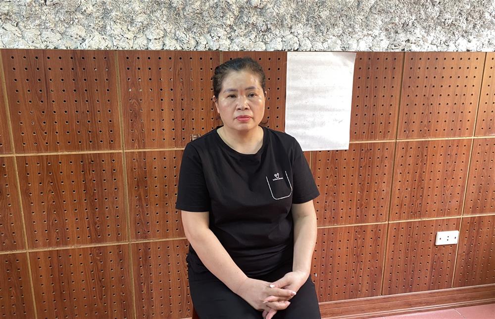 Đối tượng Hoàng Thị Vươn tại cơ quan Công an.