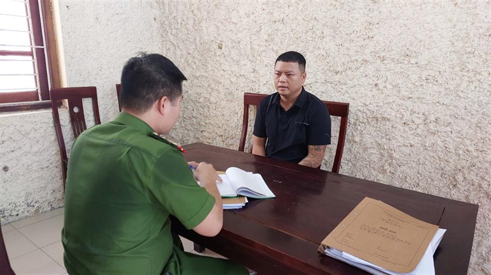 Đối tượng Ngô Công Vinh tại cơ quan Công an.