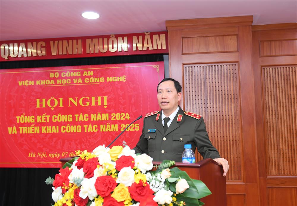 Thứ trưởng Lê Văn Tuyến phát biểu chỉ đạo tại Hội nghị.