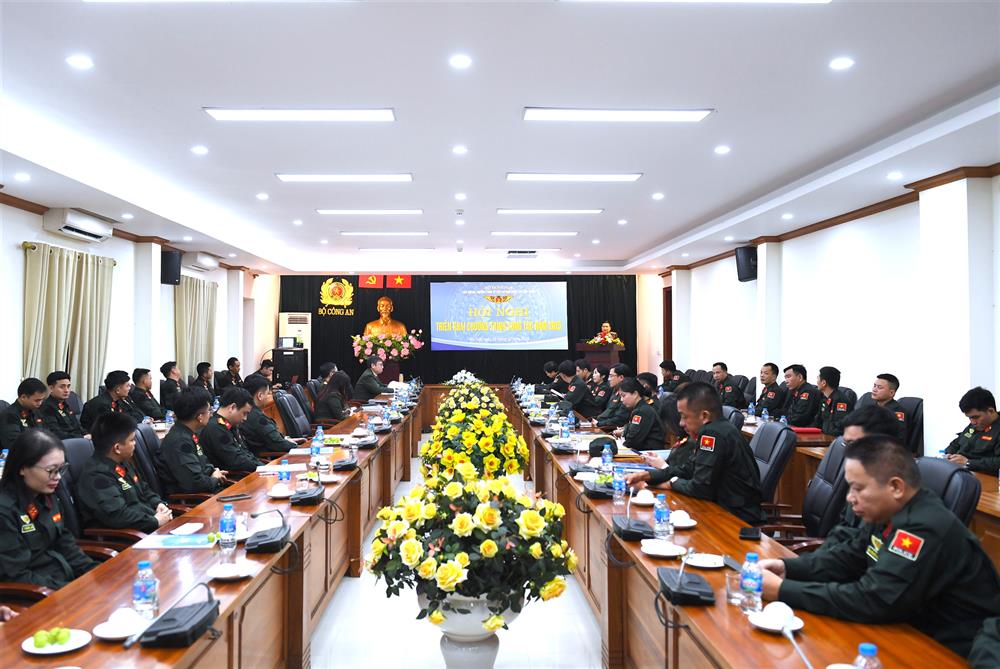 Toàn cảnh Hội nghị.