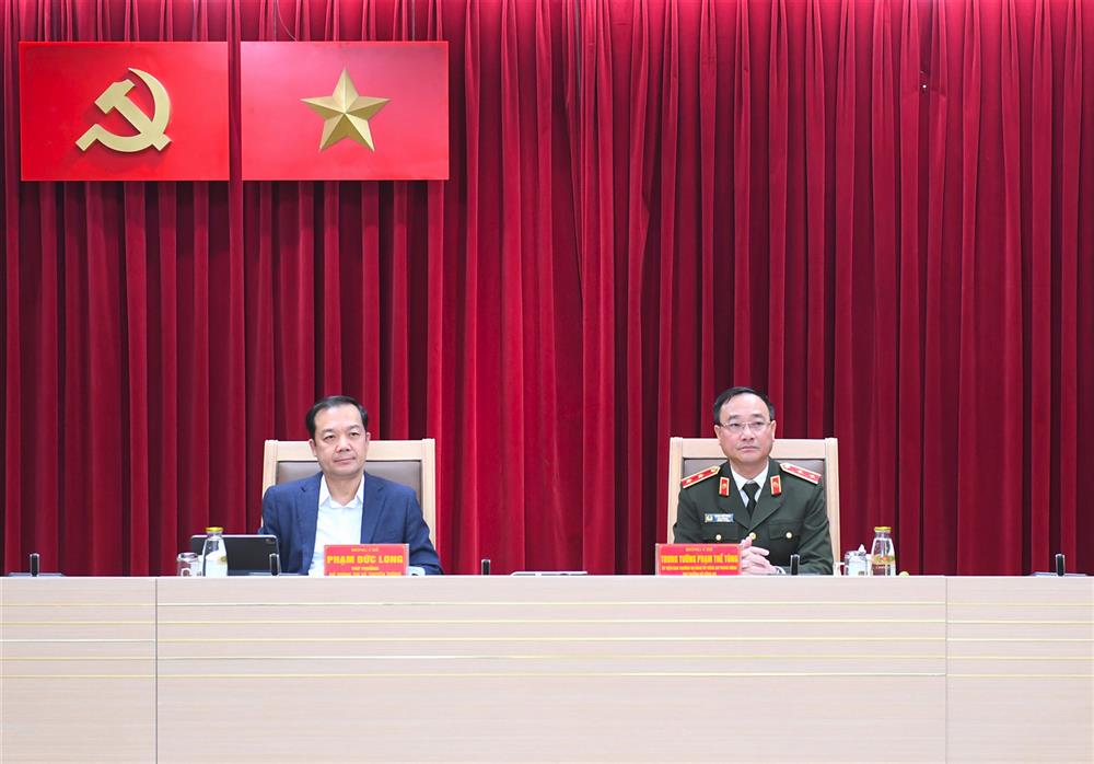 Thứ trưởng Phạm Thế Tùng chủ trì cuộc họp.