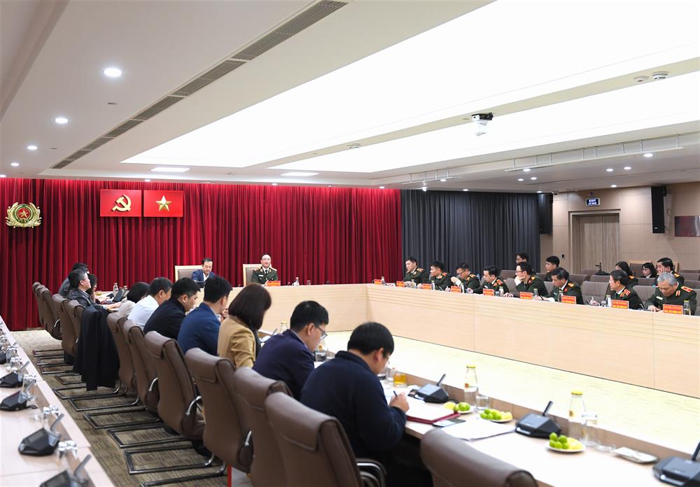 Toàn cảnh cuộc họp.