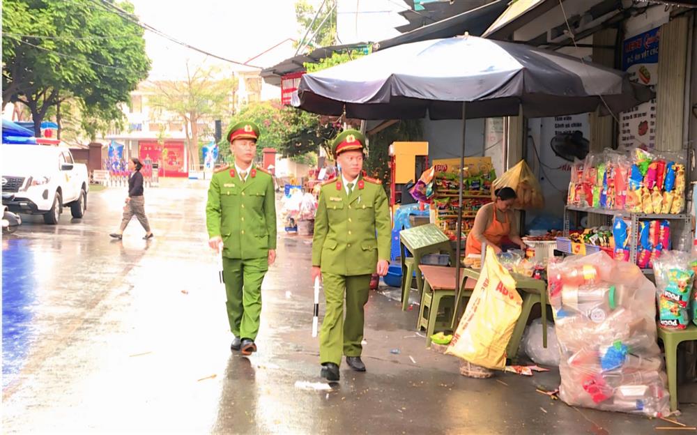 1. Lực lượng Công an cấp xã, phường chủ động nắm tình hình, triển khai công tác đảm bảo ANTT tại địa bàn.