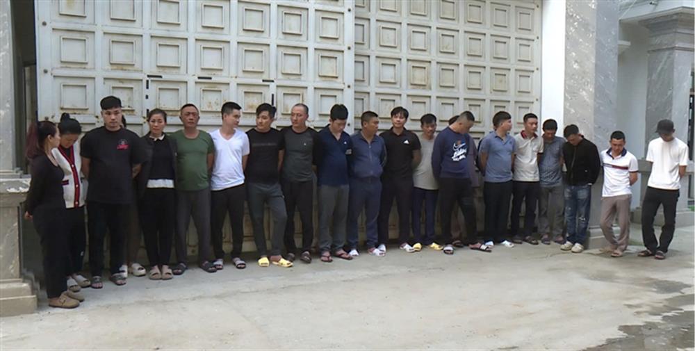 Các đối tượng bị bắt giữ.