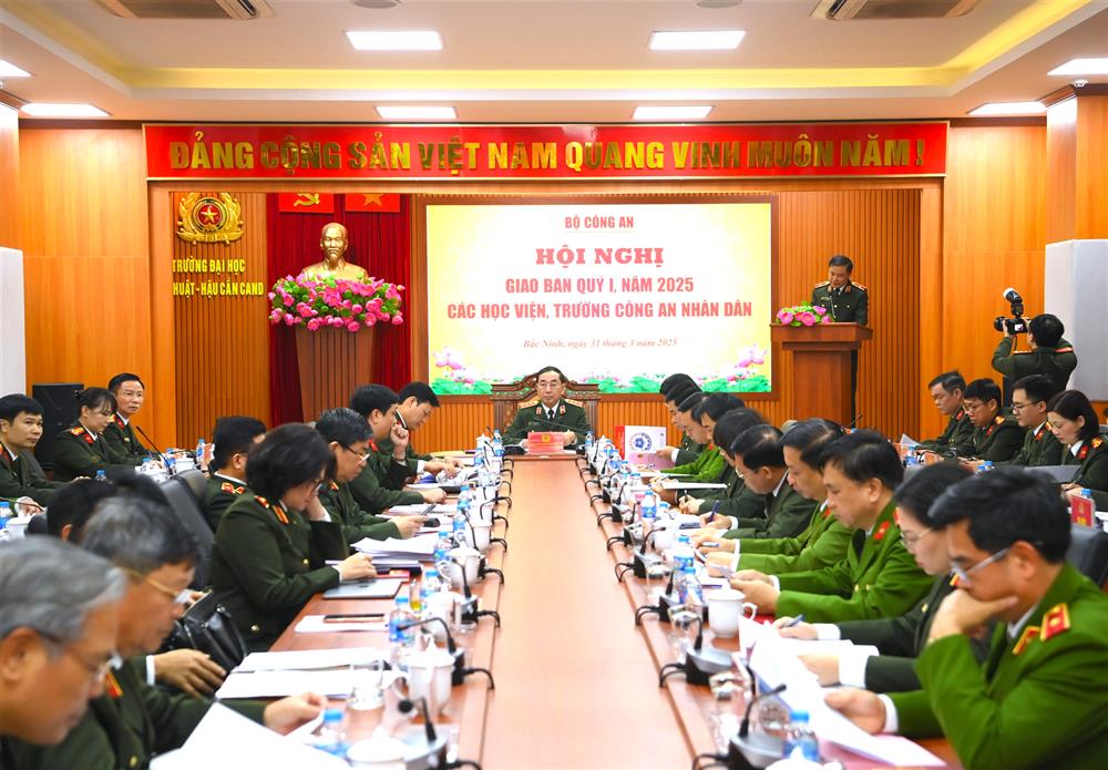 Toàn cảnh Hội nghị.