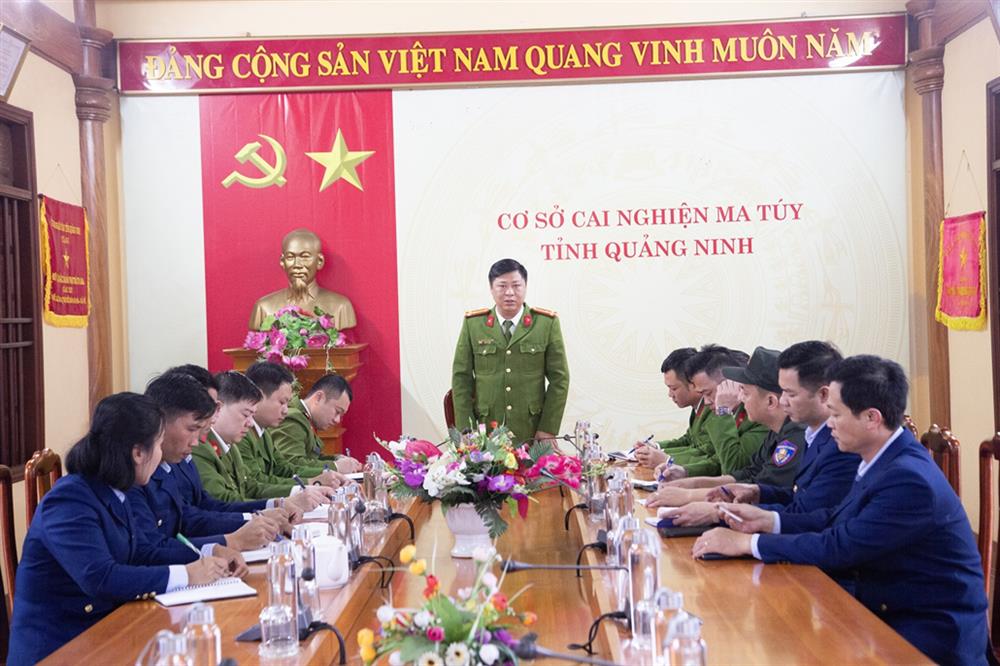 Phòng Cảnh sát điều tra tội phạm về ma tuý triển khai công tác tại Cơ sở cai nghiện ma túy của tỉnh.