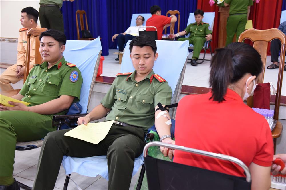 Đoàn viên thanh niên tham gia Hiến máu tình nguyện năm 2025.