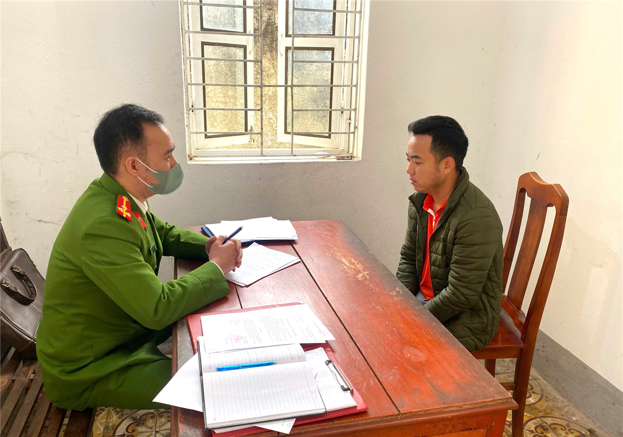 Cơ quan Cảnh sát điều tra làm việc với Ngô A Giống.