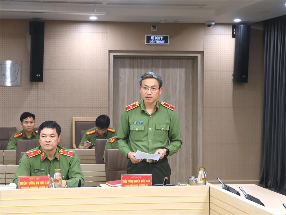 Thiếu tướng Nguyễn Quốc Toản, Chánh Văn phòng Bộ Công an công bố Quyết định thành lập Tiểu ban.