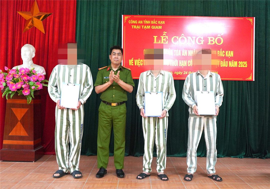 Công bố quyết định tha tù trước thời hạn có điều kiện cho 03 phạm nhân đợt đầu năm 2025.