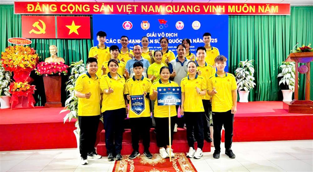 Đội tuyển Bắn súng Công an nhân dân tham dự giải.