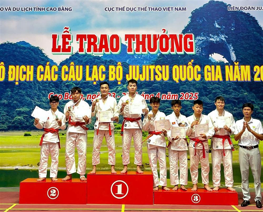 Đoàn CAND đạt huy chương Vàng nội dung Duo Classic đôi nam.