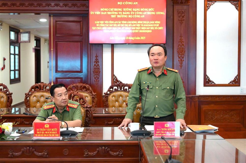 Đại tá Trương Minh Đương, Giám đốc Công an tỉnh Lâm Đồng phát biểu tại buổi làm việc.