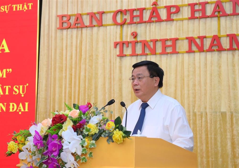 Đồng Nguyễn Xuân Thắng phát biểu tại Hội thảo khoa học quốc gia “Phát huy giá trị Đề cương về Văn hóa Việt Nam trong xây dựng lực lượng Công an nhân dân thật sự trong sạch, vững mạnh, chính quy, tinh nhuệ, hiện đại"