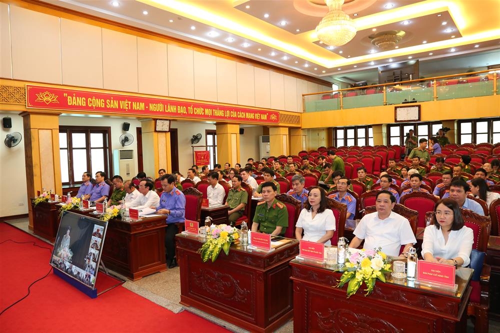 Toàn cảnh Hội nghị.