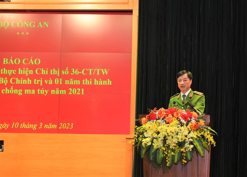 Thứ trưởng Nguyễn Duy Ngọc báo cáo tình hình, kết quả công tác phòng, chống ma túy.