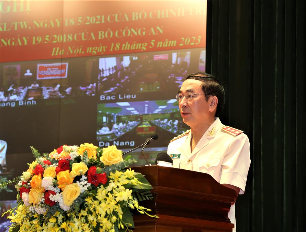 Thứ trưởng Trần Quốc Tỏ phát biểu khai mạc Hội nghị.