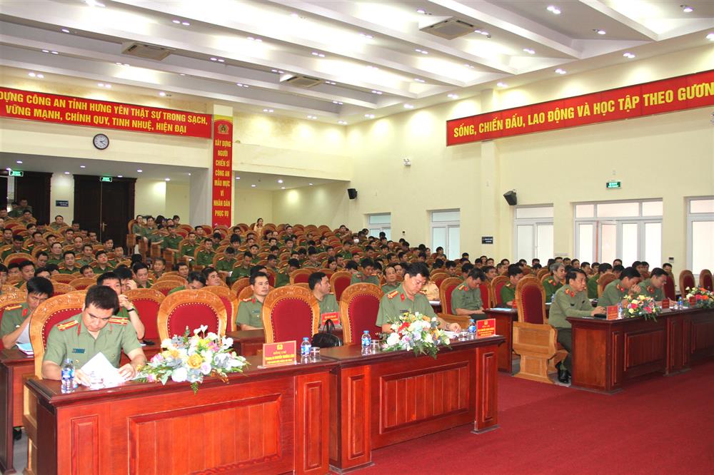Các đại biểu dự Hội nghị.