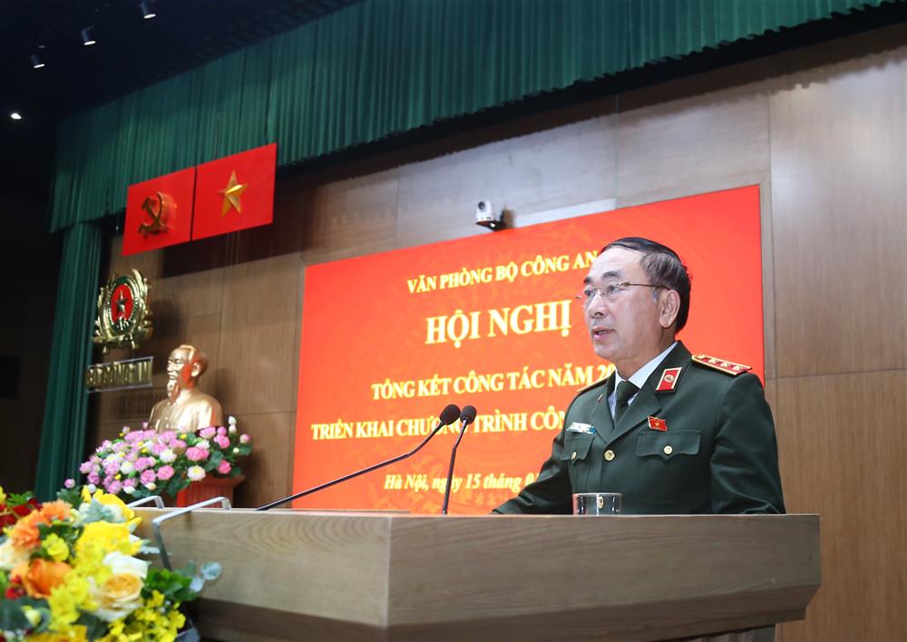 Thứ trưởng Trần Quốc Tỏ phát biểu tại Hội nghị.