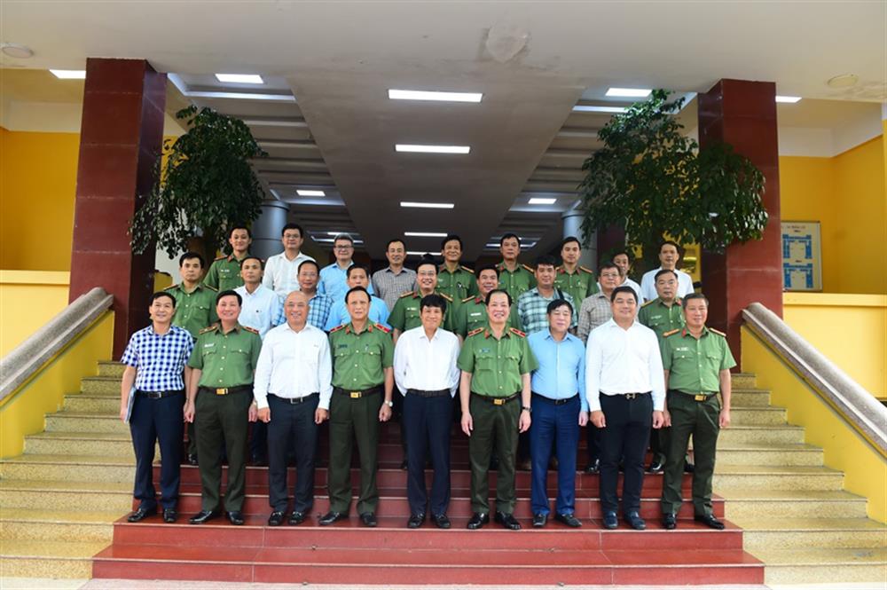 Các đại biểu dự Lễ ký kết.