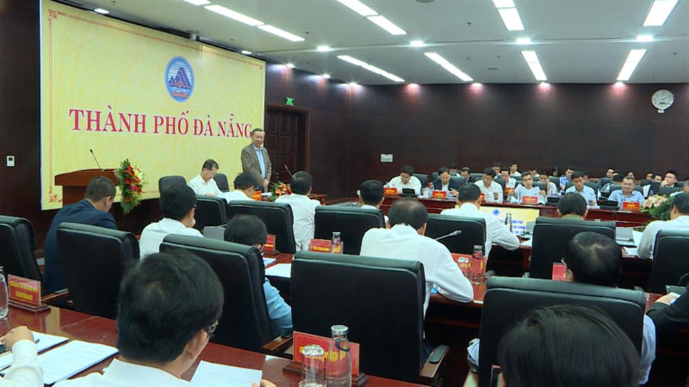 Toàn cảnh buổi làm việc.