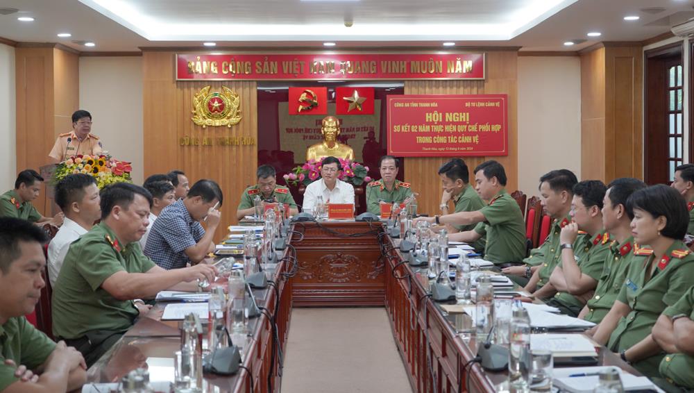 Toàn cảnh Hội nghị.