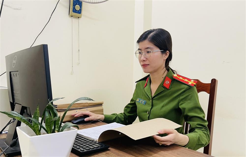 Đại úy Trần Thị Thùy