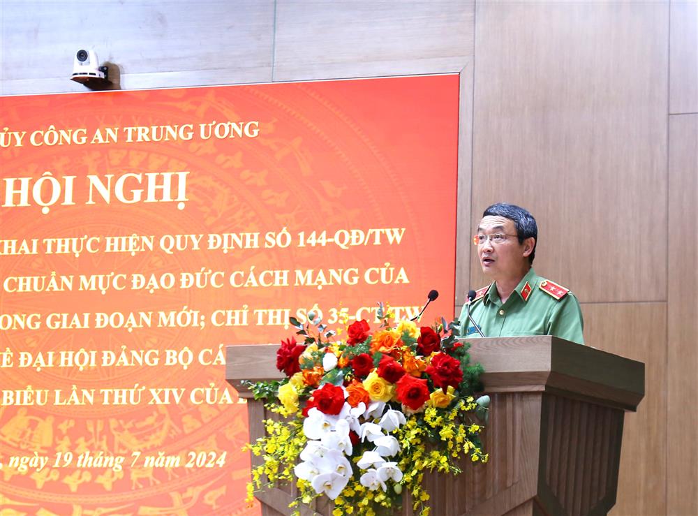 Trung tướng Nguyễn Ngọc Toàn, Cục trưởng Cục Công tác đảng và công tác chính trị quán triệt Quy định 144