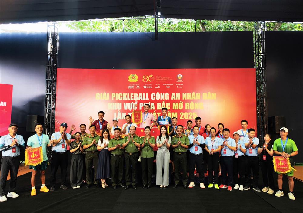 Các đại biểu dự Lễ bế mạc.