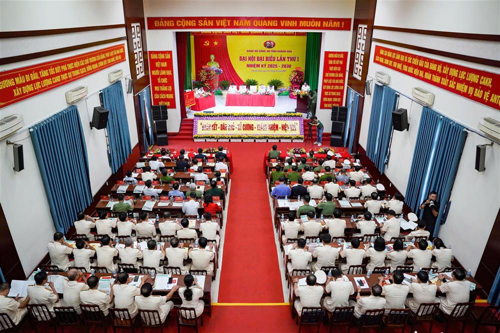 Toàn cảnh Đại hội.