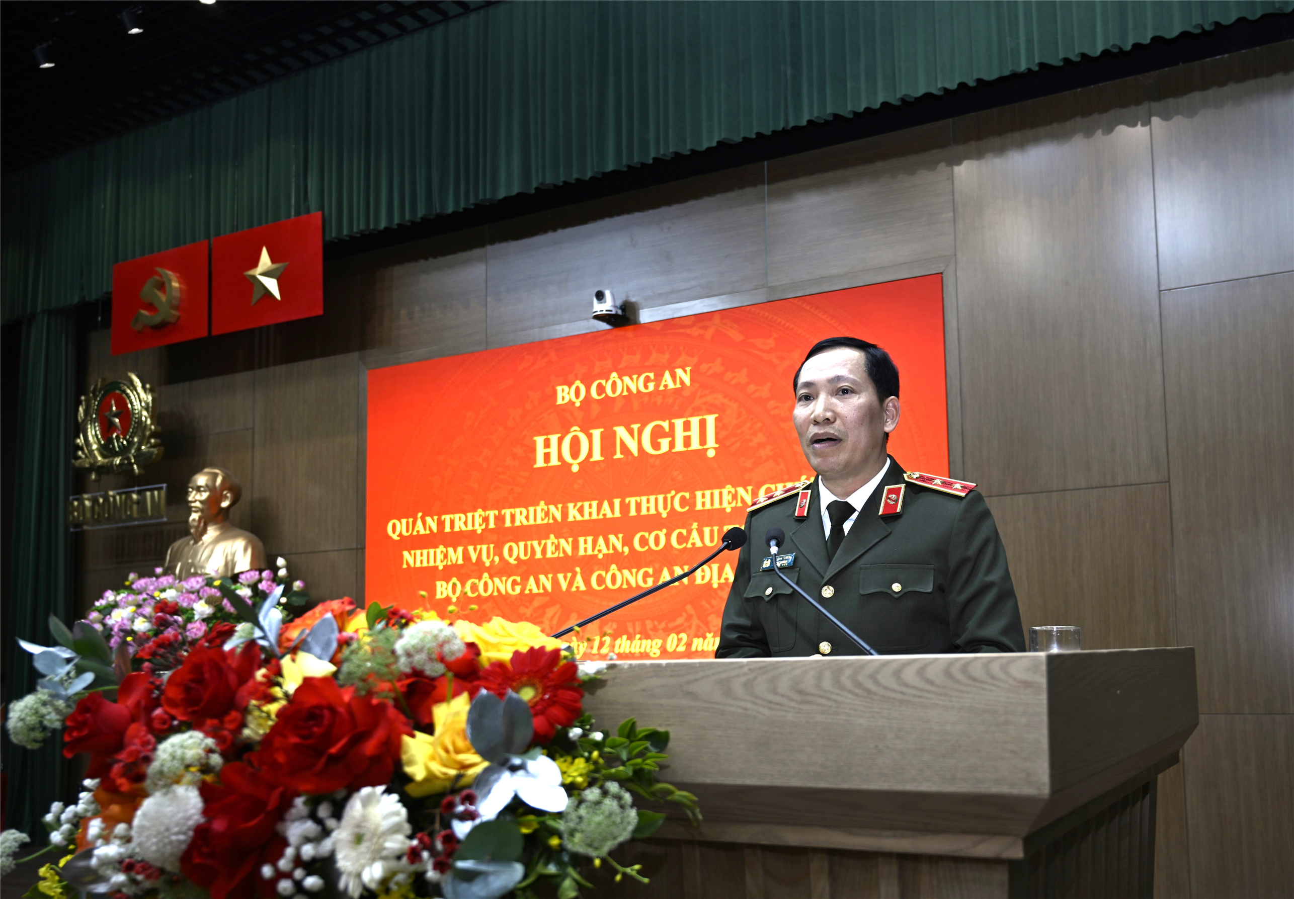 Thứ trưởng Lê Văn Tuyến quán triệt những nội dung cơ bản, cần lưu ý về lĩnh vực thi hành án hình sự, tạm giữ, tạm giam...