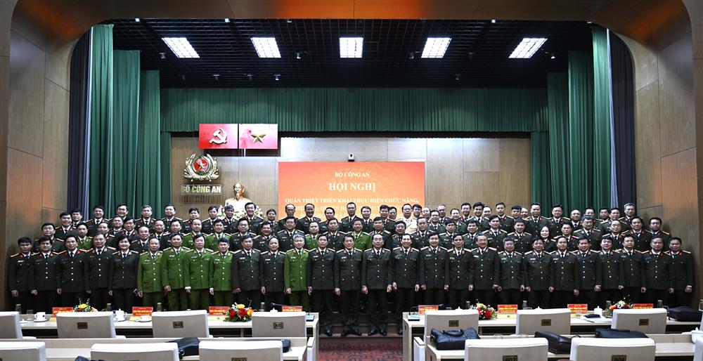 Các đại biểu dự Hội nghị.