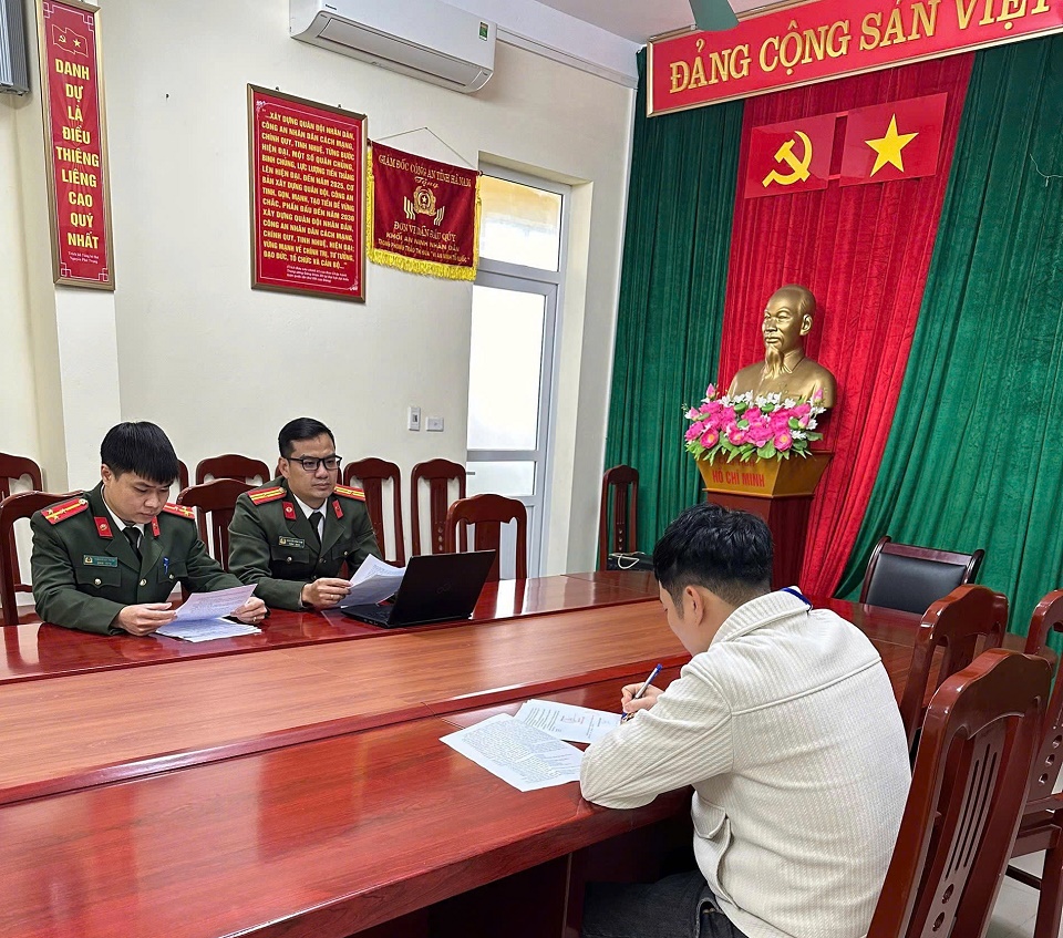 Cơ quan Công an làm việc với trường hợp đăng tải thông tin sai sự thật trên mạng xã hội