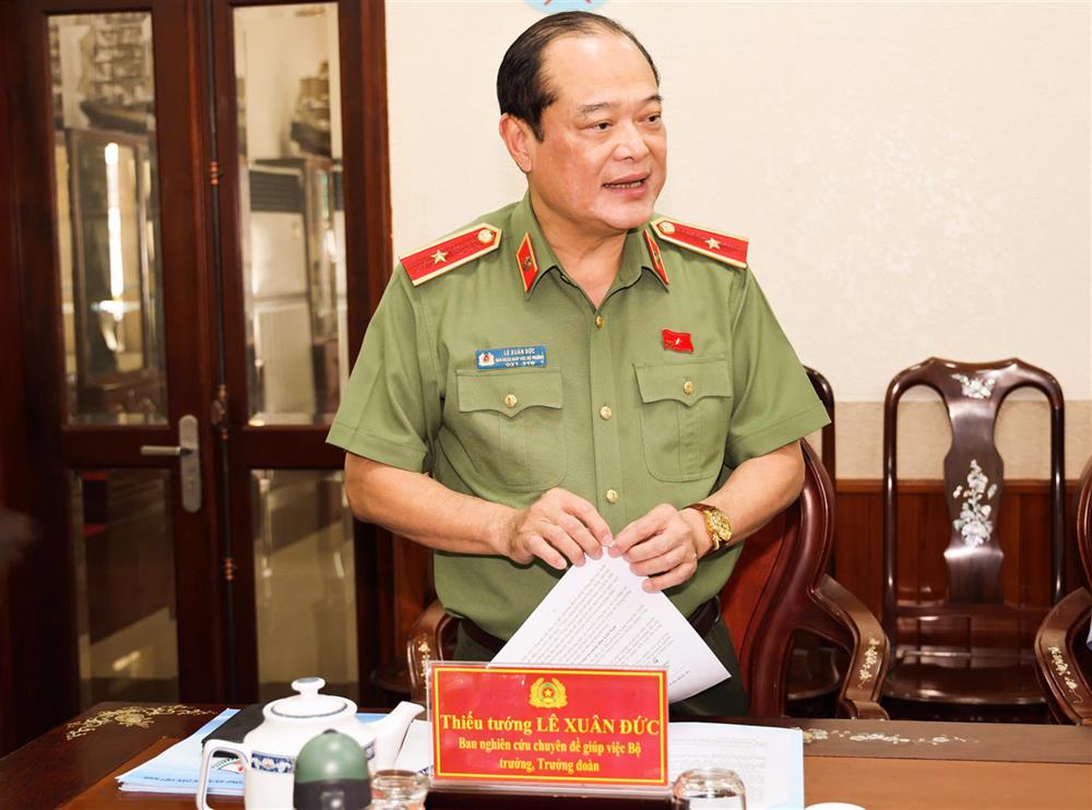 Thiếu tướng Lê Xuân Đức đánh giá cao những nỗ lực trong việc triển khai phong trào thể dục, thể thao của Công an các tỉnh.
