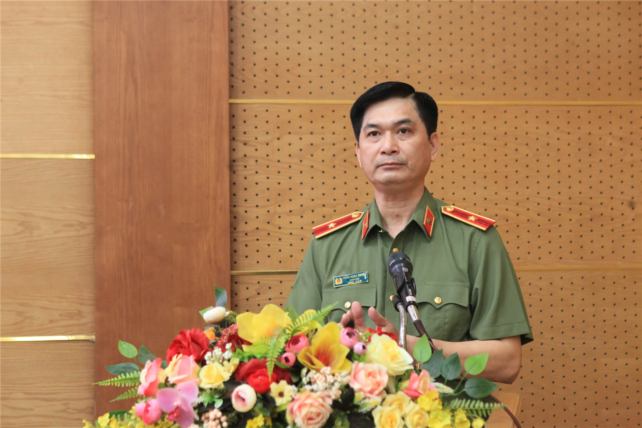 Thiếu tướng, PGS.TS Trịnh Ngọc Quyên, Giám đốc Học viện ANND phát biểu tại hội thảo.