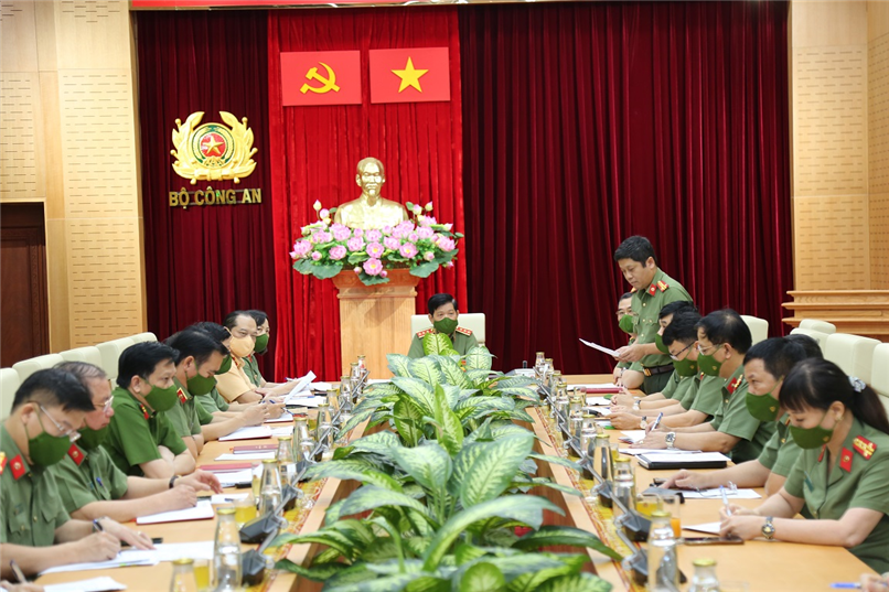Toàn cảnh buổi làm việc.
