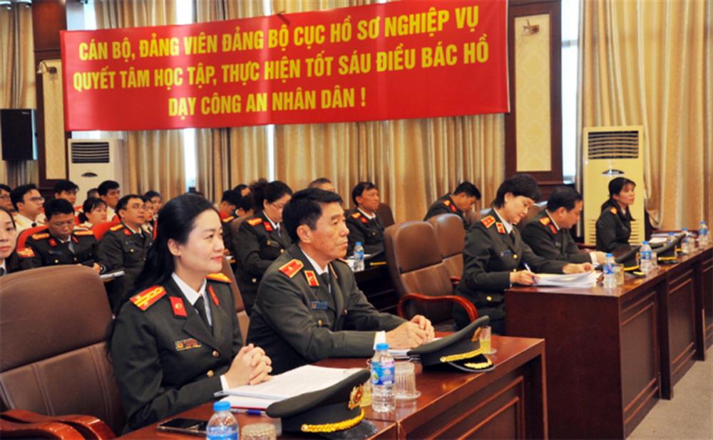 Các đại biểu dự Hội nghị.