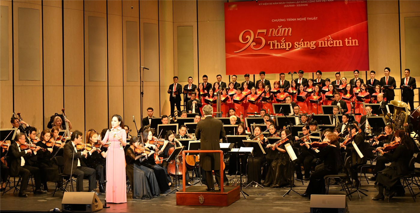 Các nghệ sĩ tham gia biểu diễn.